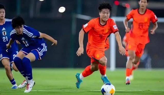 2026世界杯直播-U17亚洲杯|中国U17男足不敌日本队,仍保留晋级一线生机